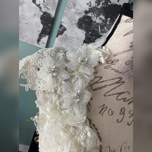 NWT sample Allure Bridals rustic lace boho country wedding dress sz 8 - Picture 5 of 6